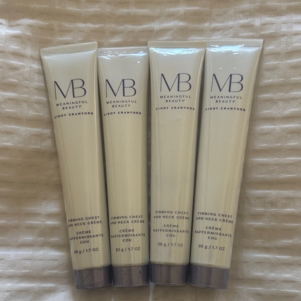 Meaningful Beauty Chest and Neck Creme Set - White and Purple